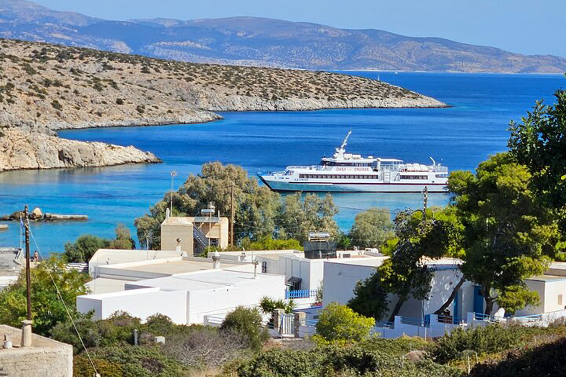 ANEMOMYLOS TRAVEL DELOS MYKONOS