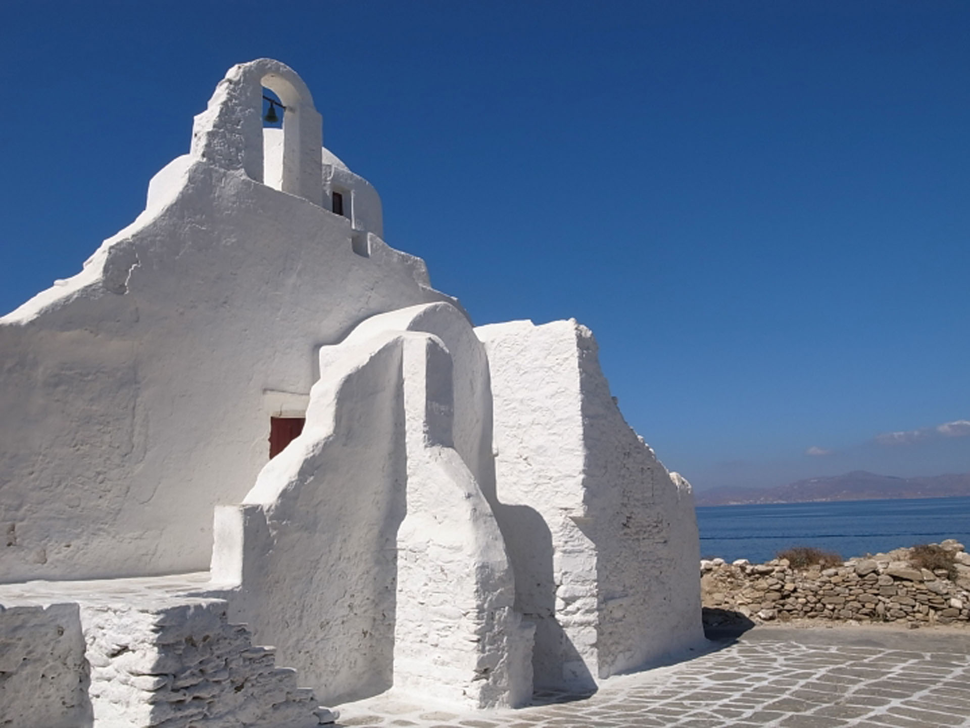 ANEMOMYLOS TRAVEL DELOS MYKONOS