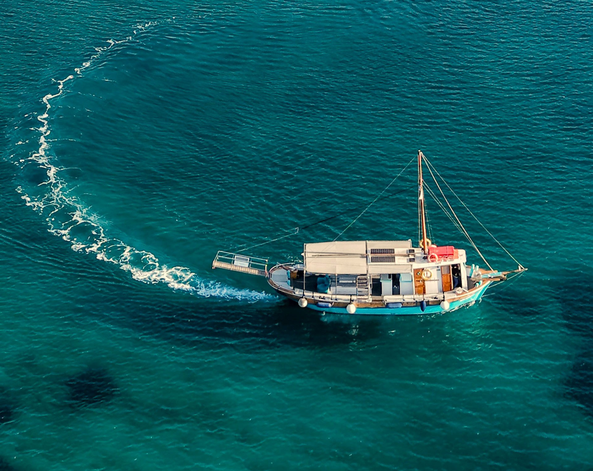 Paros Boat Trips