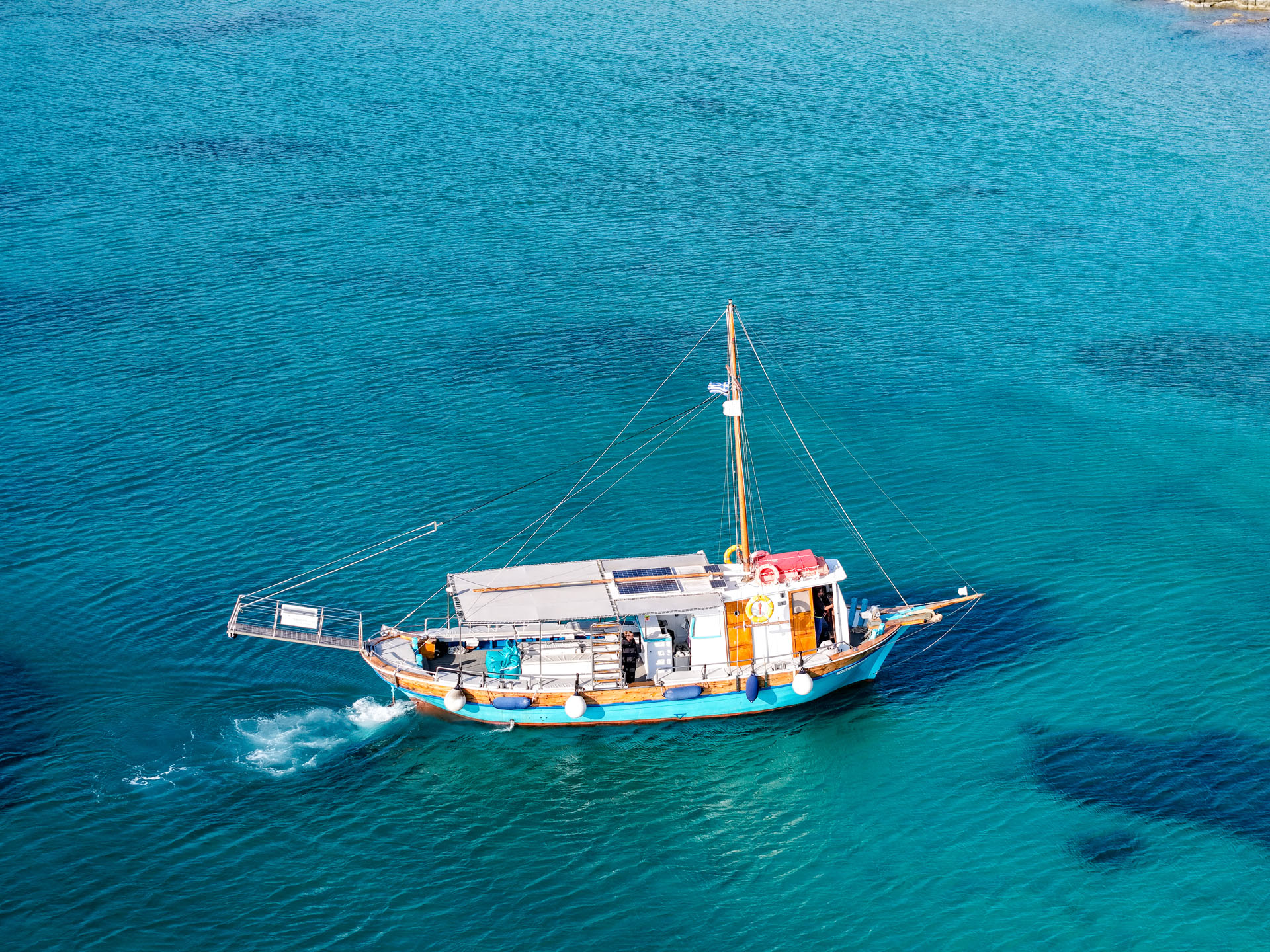 Paros Boat Trips