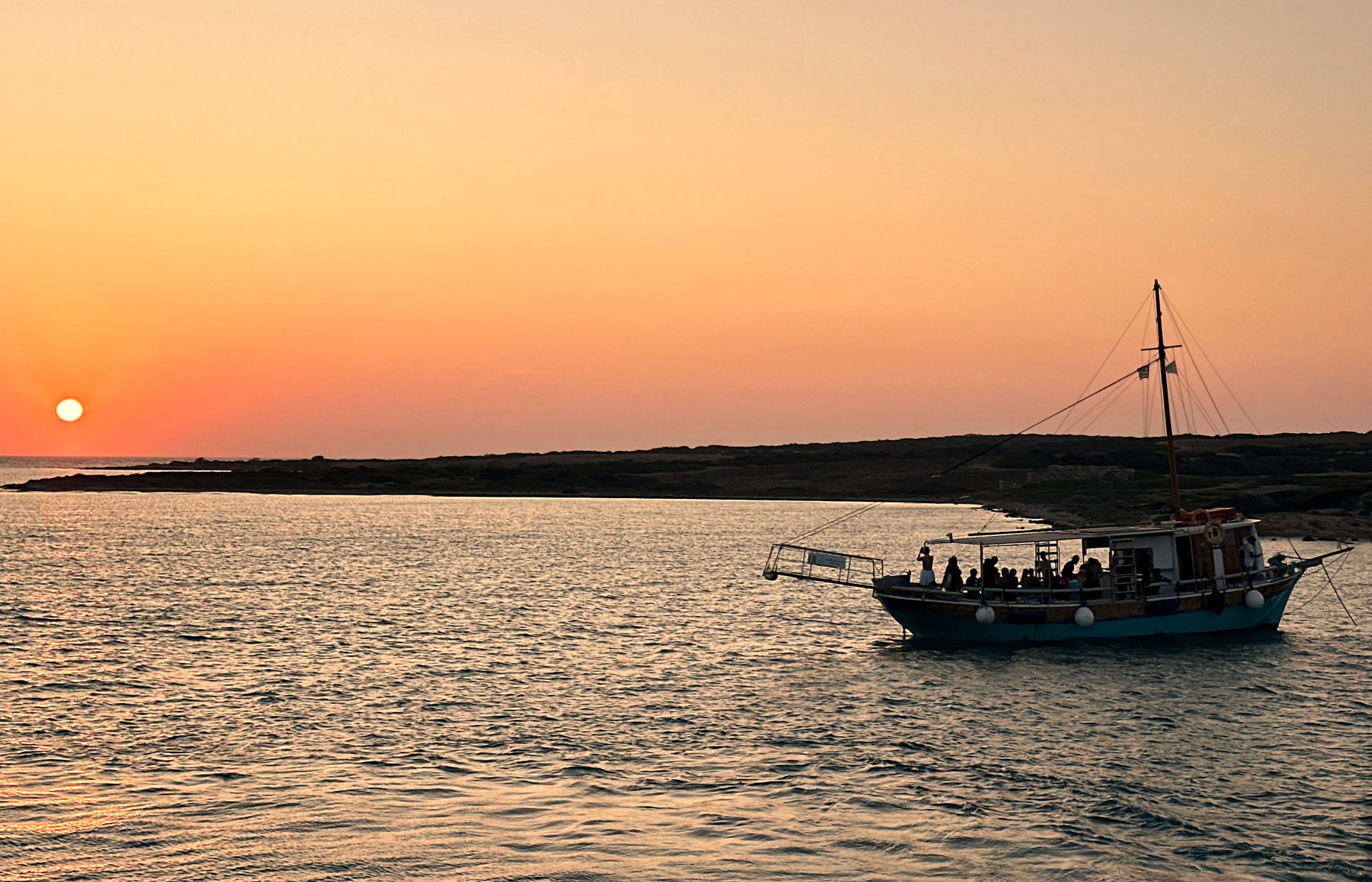 Paros Boat Trips