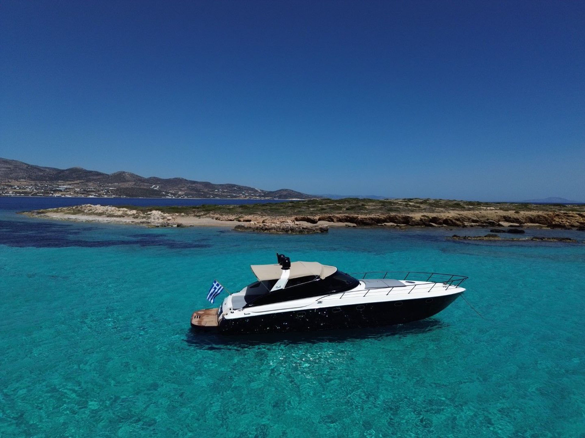 PRIVATE CRUISES